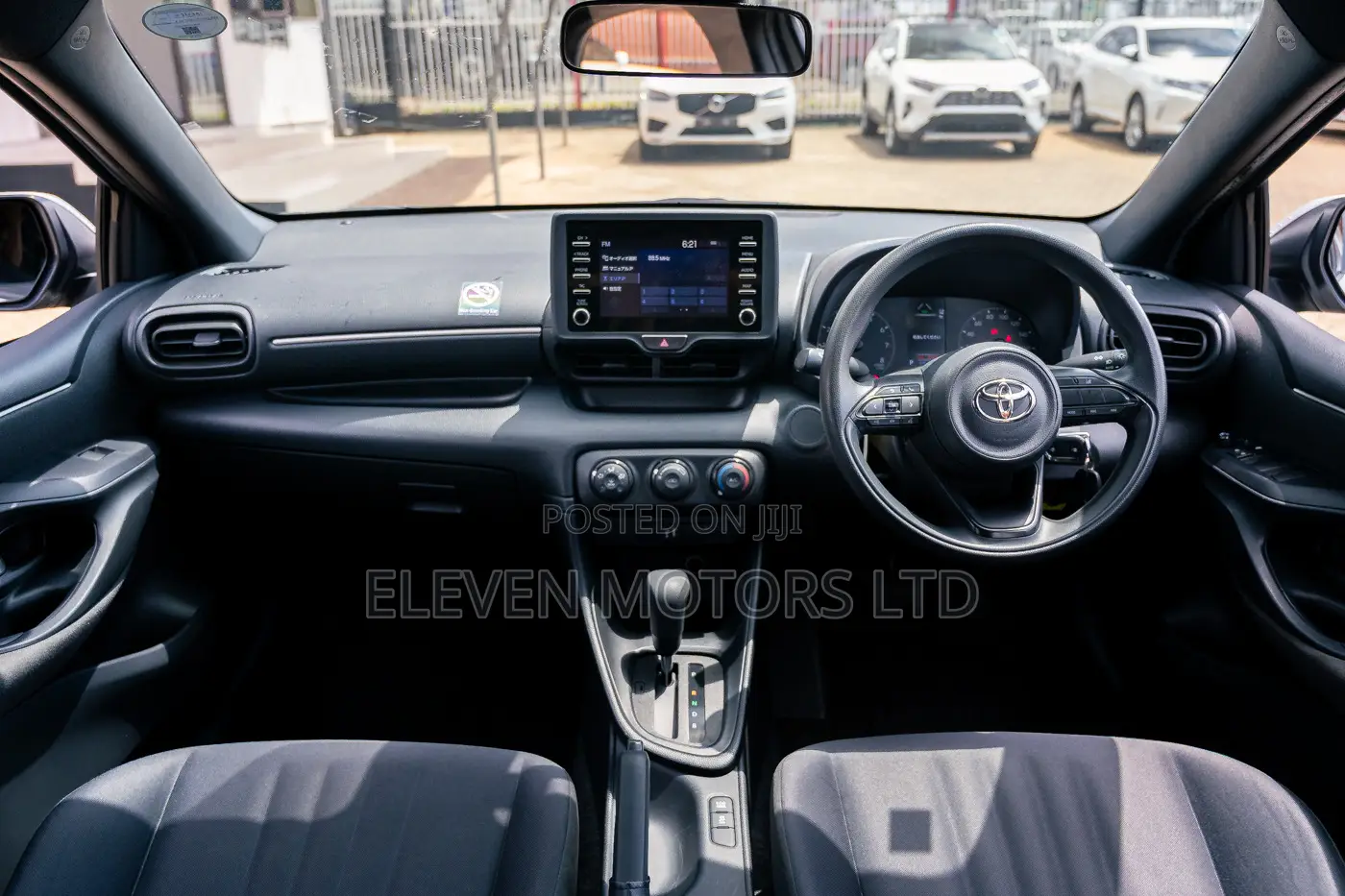 Toyota Yaris 2020 Silver