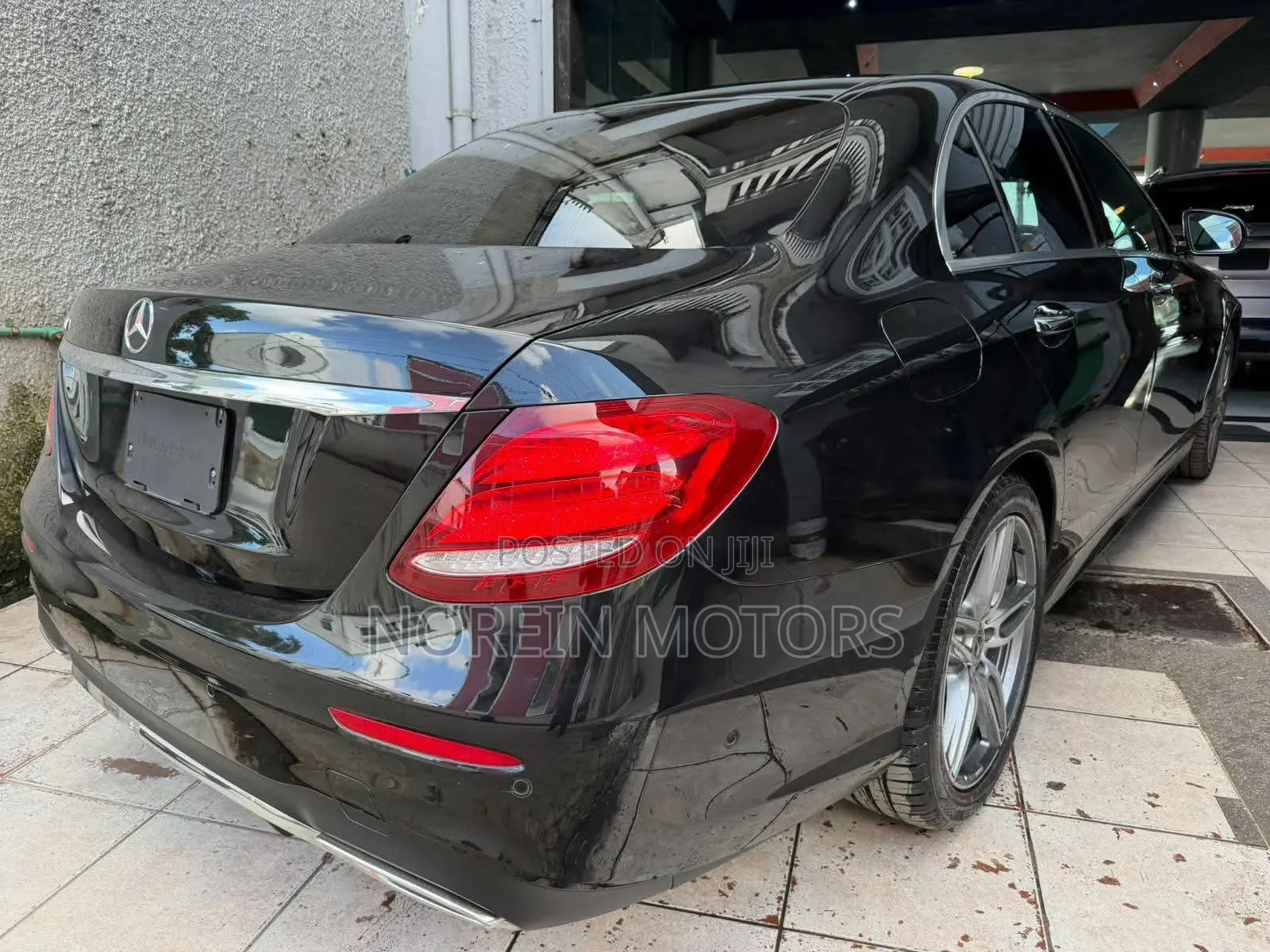 Mercedes-Benz C200 2020 Matt Black