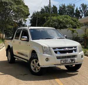 Isuzu D-MAX 2010 White