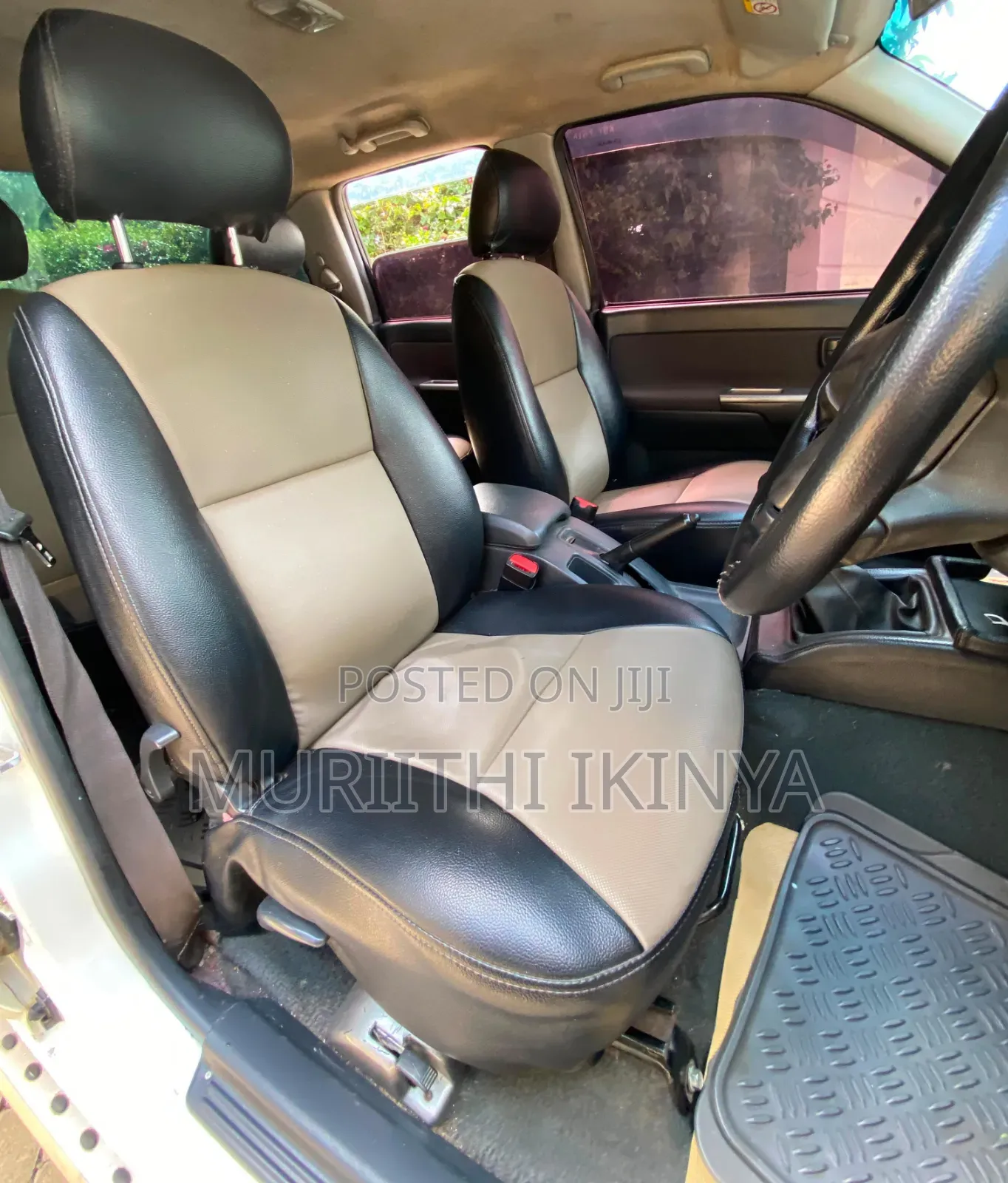 Isuzu D-MAX 2010 White