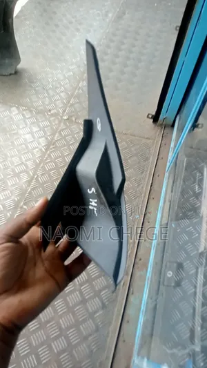 Windscreen Finisher Subaru Forester Sh5