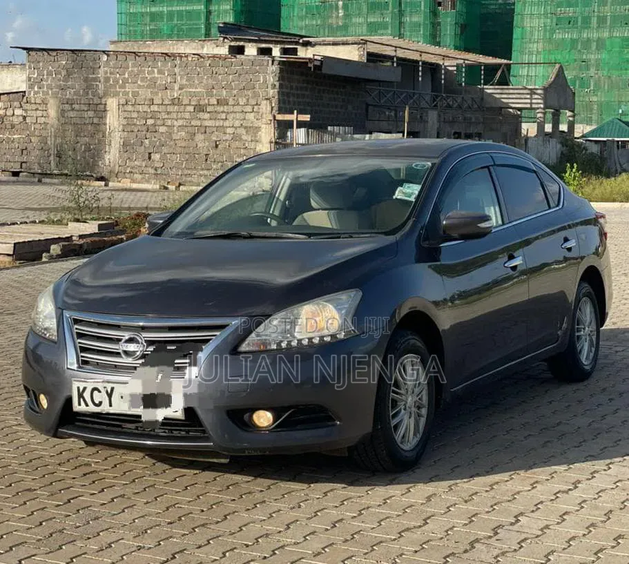 Nissan Sylphy 2013 Maroon