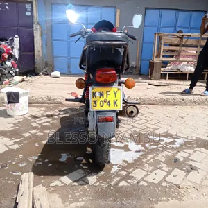 TVS HLX Plus ES 2023 Red
