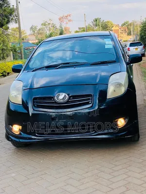 Toyota Vitz 2007 Black