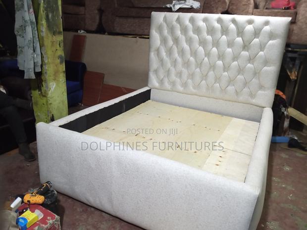 White Chester Bed
