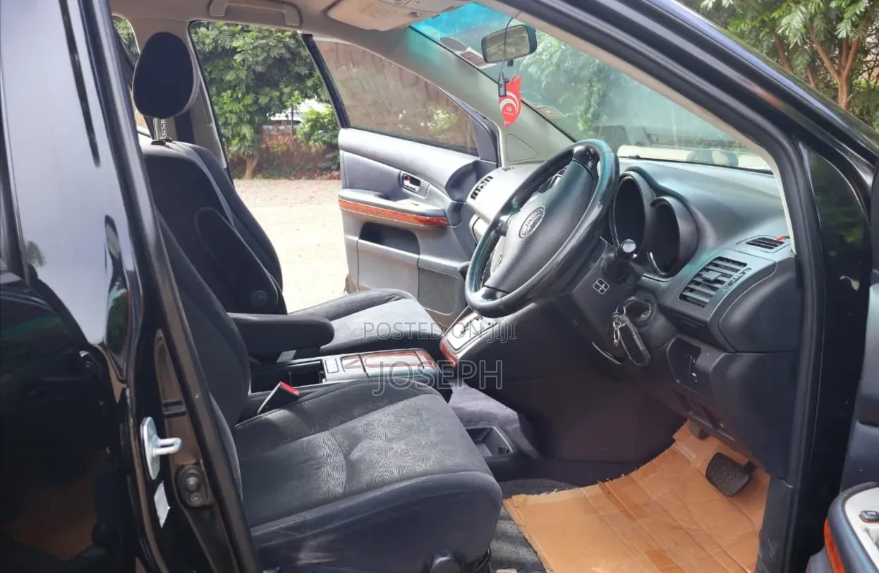 Toyota Harrier 2011 Black