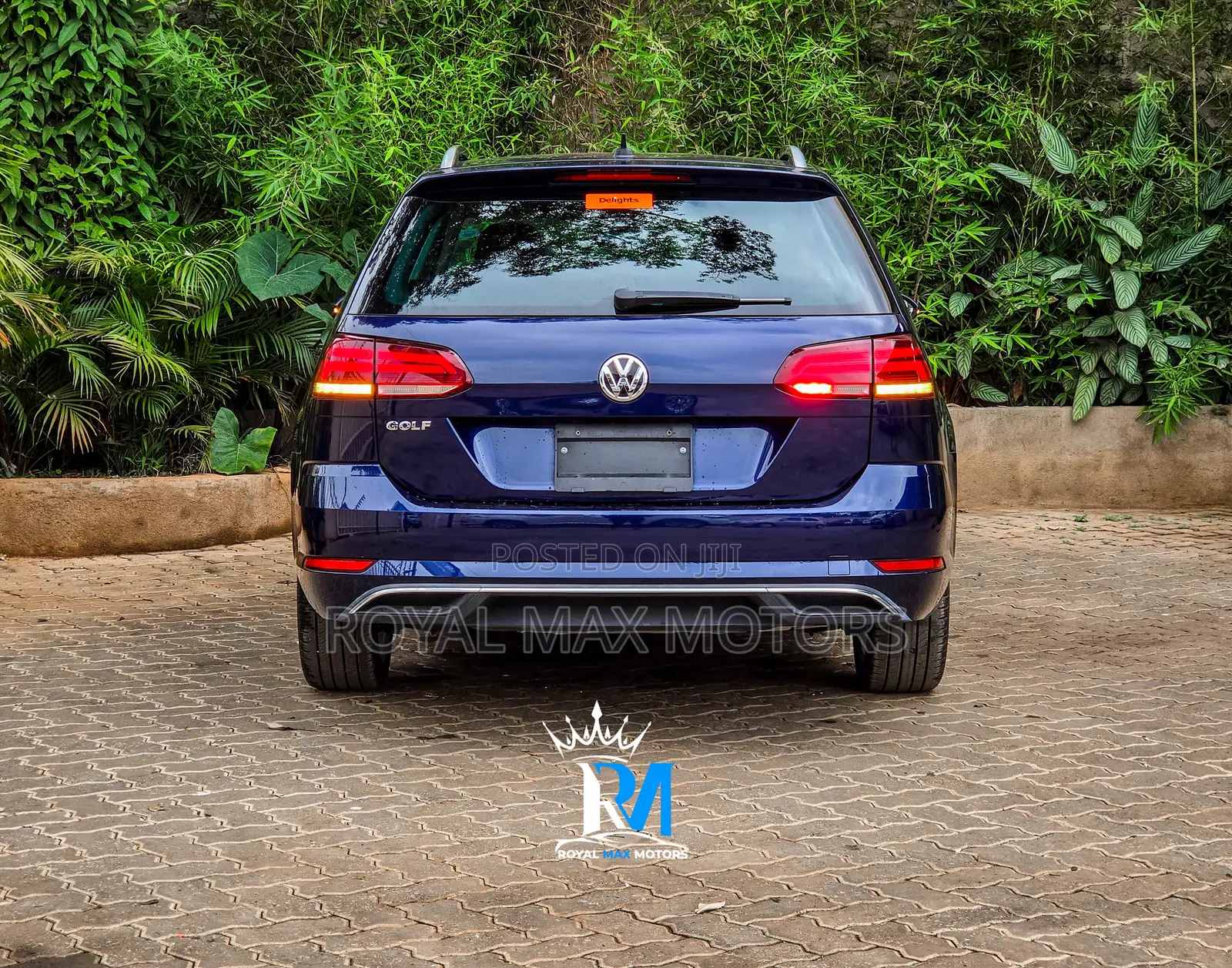 Volkswagen Golf Variant 2019 Blue
