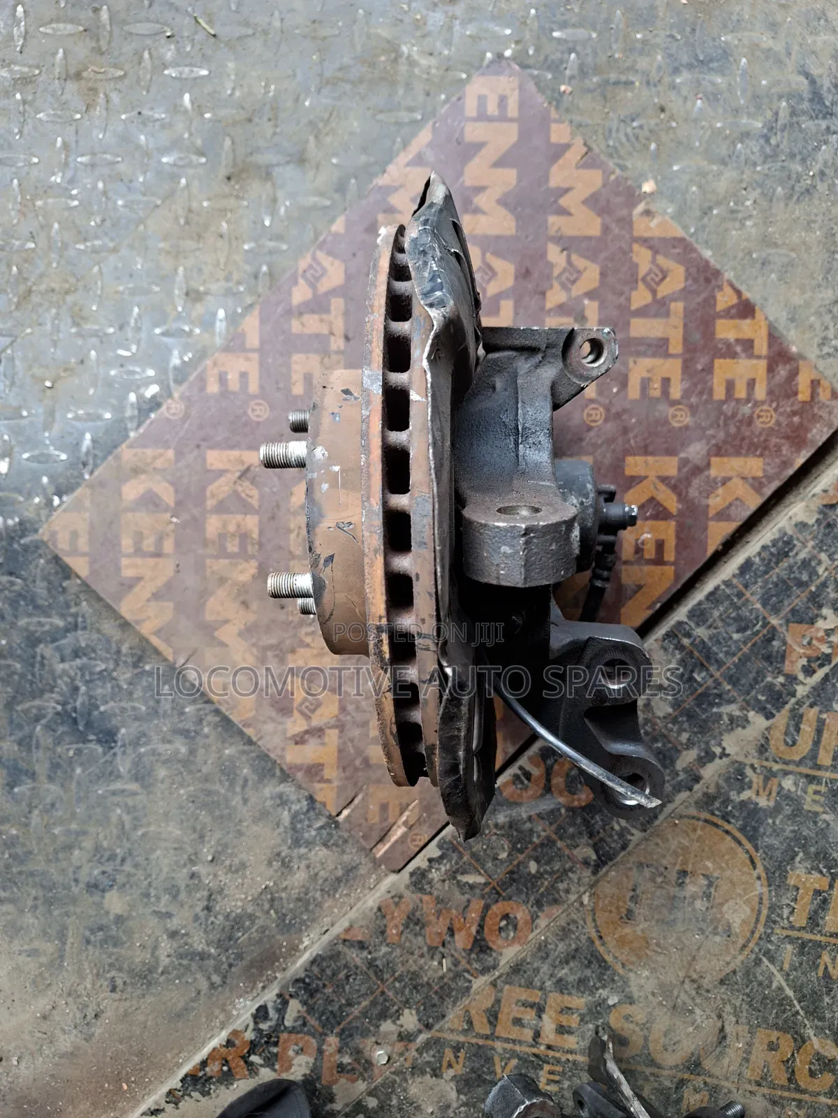 Front Hub Subaru Forester Gh4