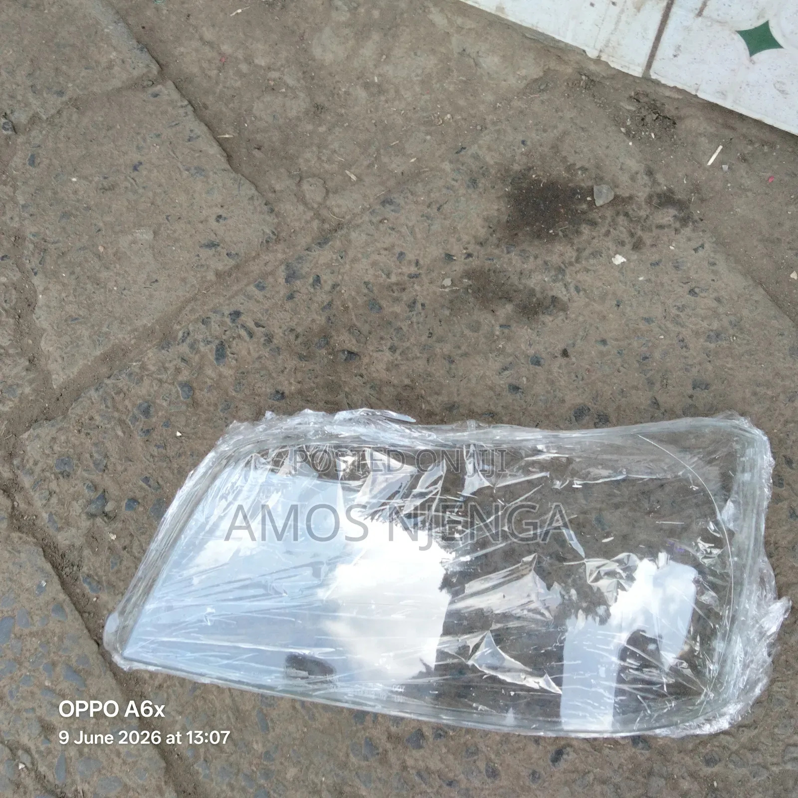 Toyota Kluger Headlight Lens