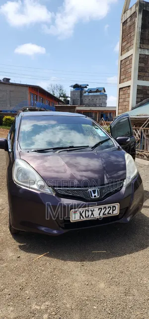 Honda Fit 2012 Maroon