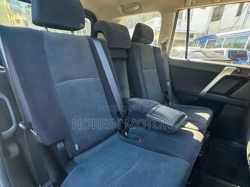 Toyota Land Cruiser Prado 4.0 Petrol TX 2019 Matt Black