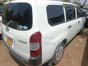 Toyota Succeed SV Premium 2016 White