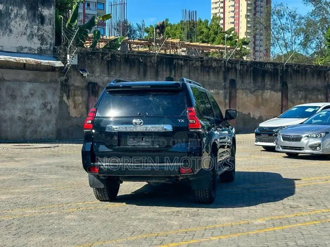 Toyota Land Cruiser Prado 4.0 Petrol TX 2019 Matt Black