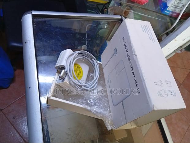Genuine 60w Magsafe 2 Power Adapter - thumbnail 2