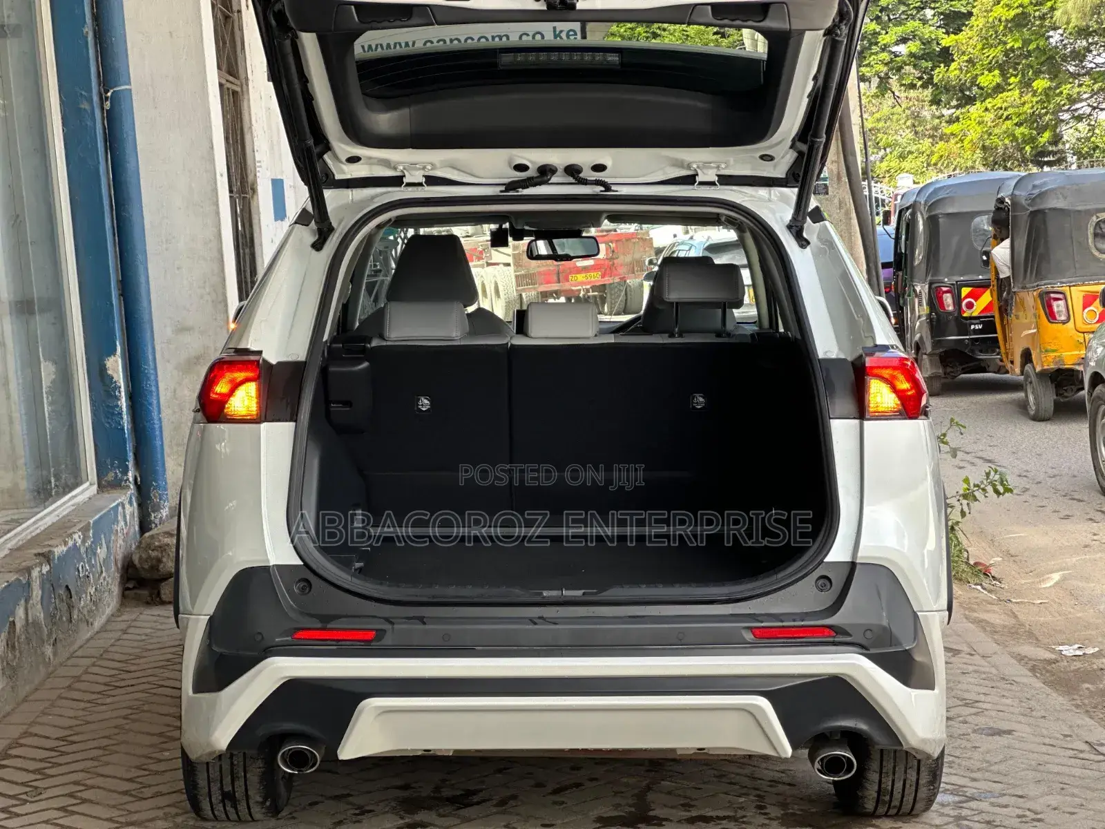 Toyota RAV4 Hybrid 2019 Pearl