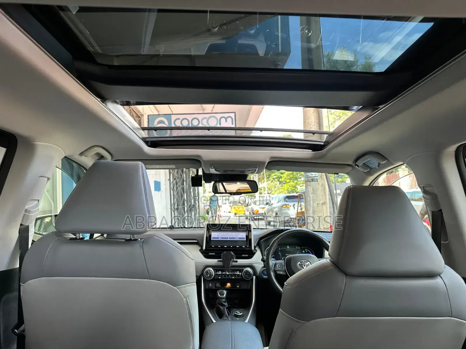 Toyota RAV4 Hybrid 2019 Pearl