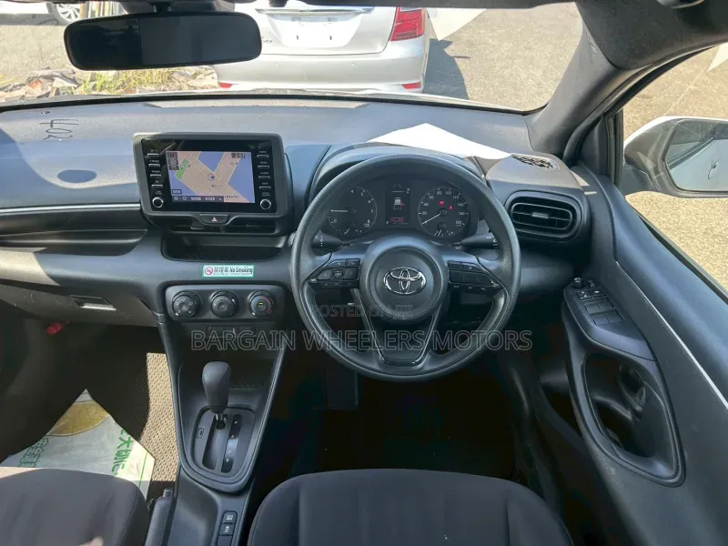 Toyota Yaris 2019 White