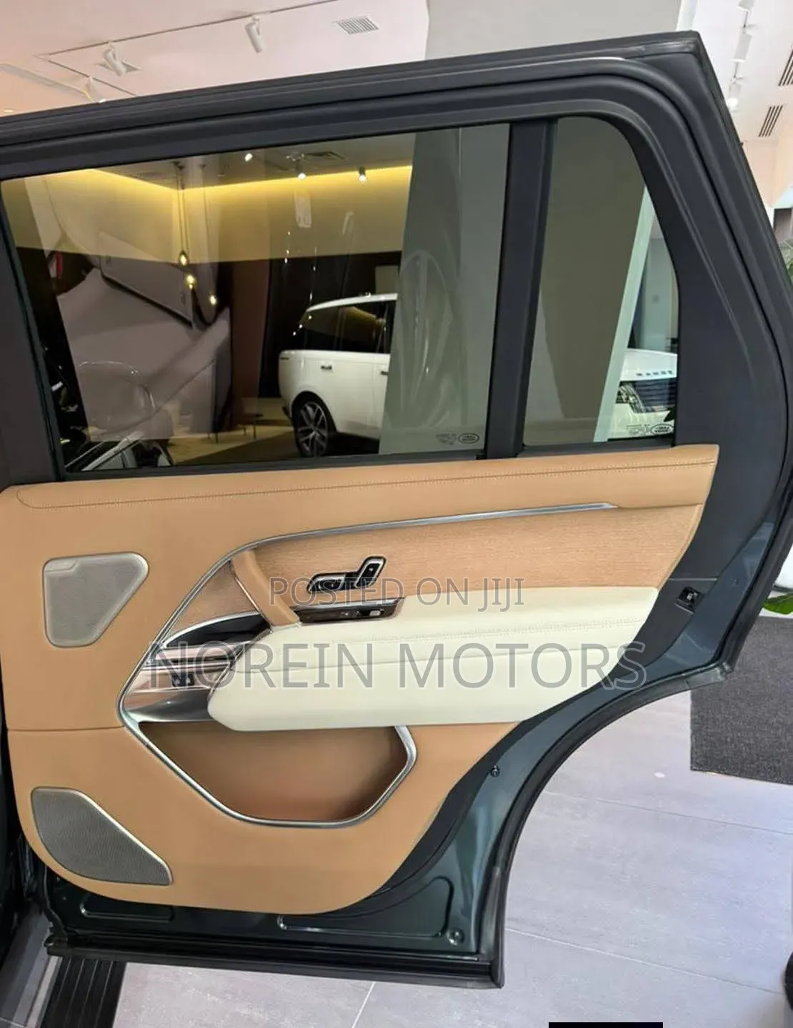 Land Rover Range Rover 2023 Gray