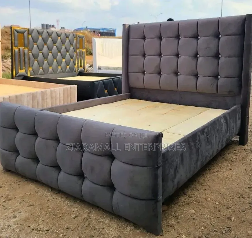 Chester Bed, Tufted Chester Bed 5*6