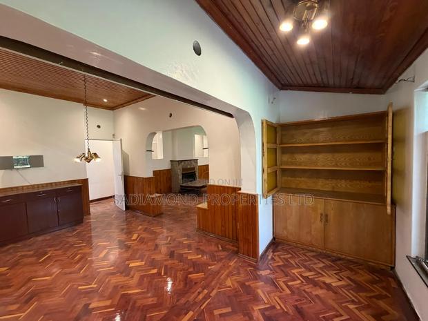 4bdrm Villa in Spring Valley for rent - thumbnail 5