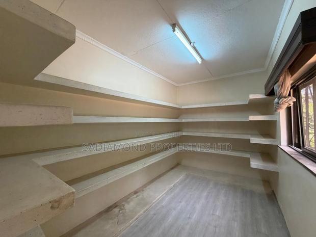 4bdrm Villa in Spring Valley for rent - thumbnail 7
