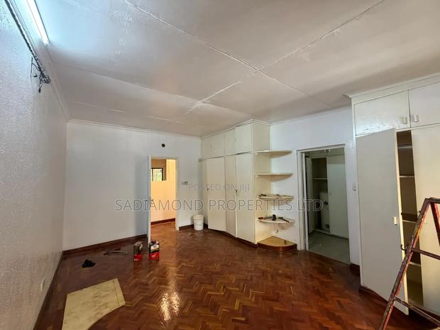 4bdrm Villa in Spring Valley for rent - thumbnail 11