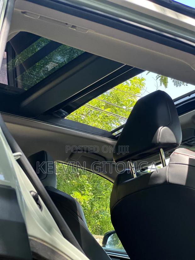 Toyota RAV4 2019 Green - thumbnail 11
