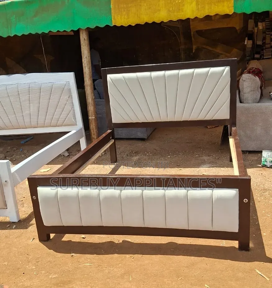 Modern 5x6 Moquette Bed – Stylish Durable Design