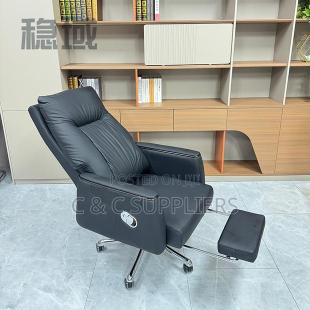 Office Seat With Footrest