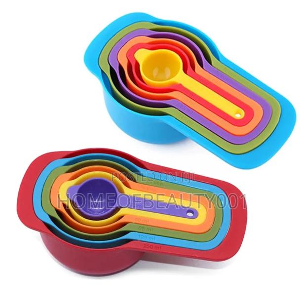 Colorful Nesting Measuring Cups Spoons Set.