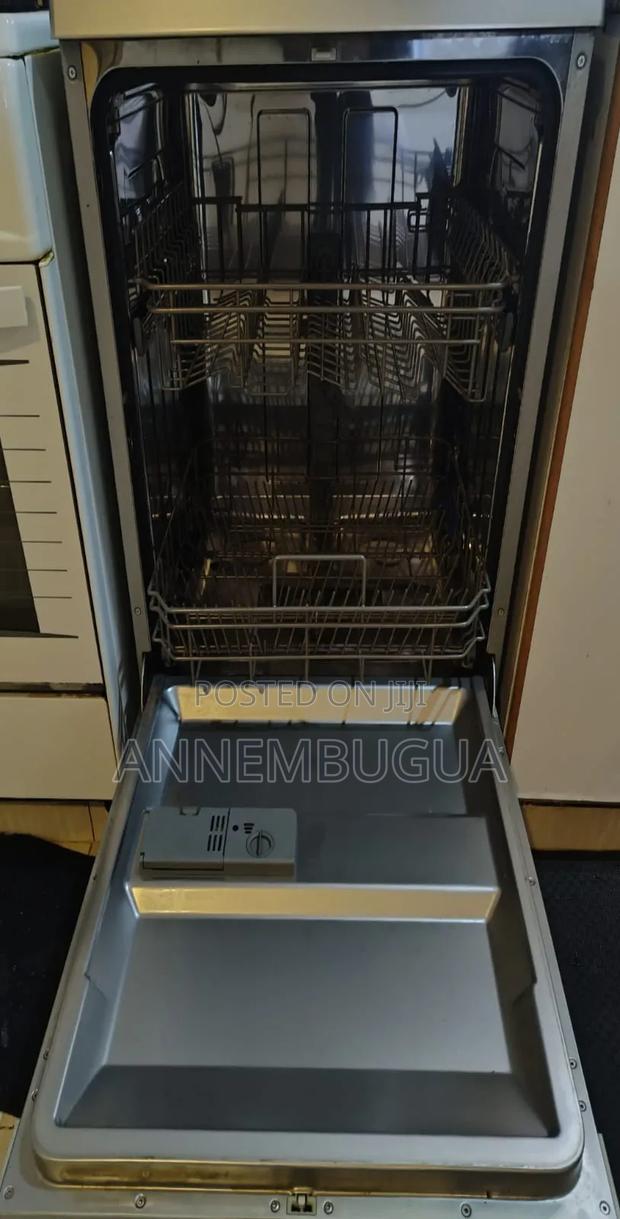 Dish Washer - thumbnail 2