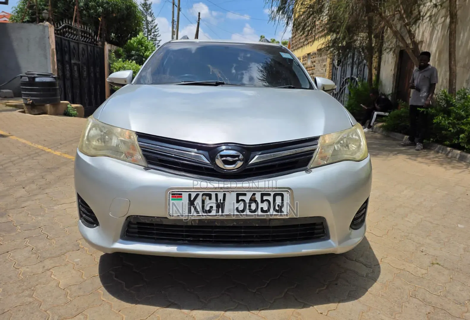 Toyota Corolla Fielder 2013 Silver