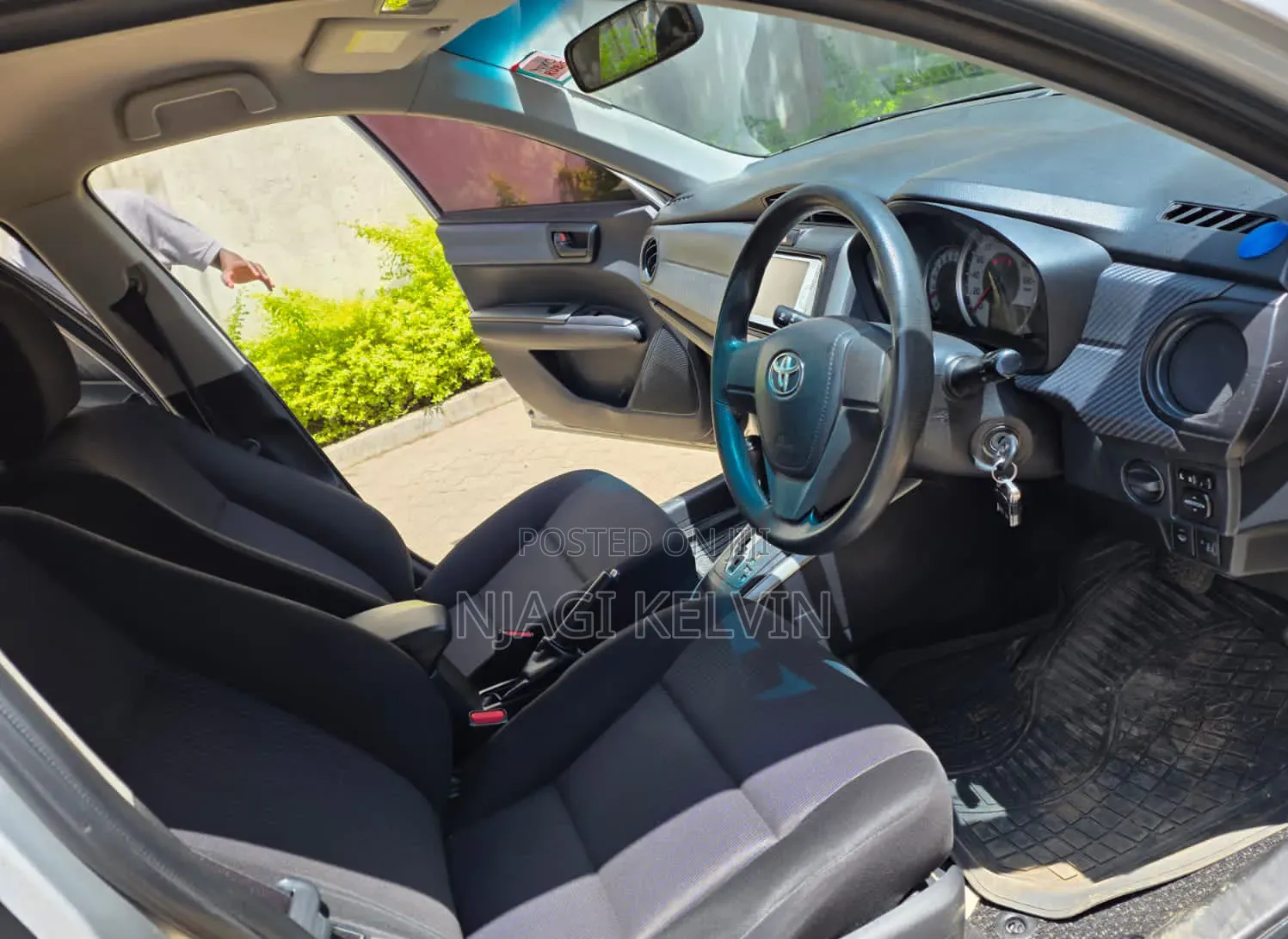 Toyota Corolla Fielder 2013 Silver