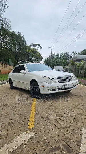 Mercedes-Benz E200 2006 White