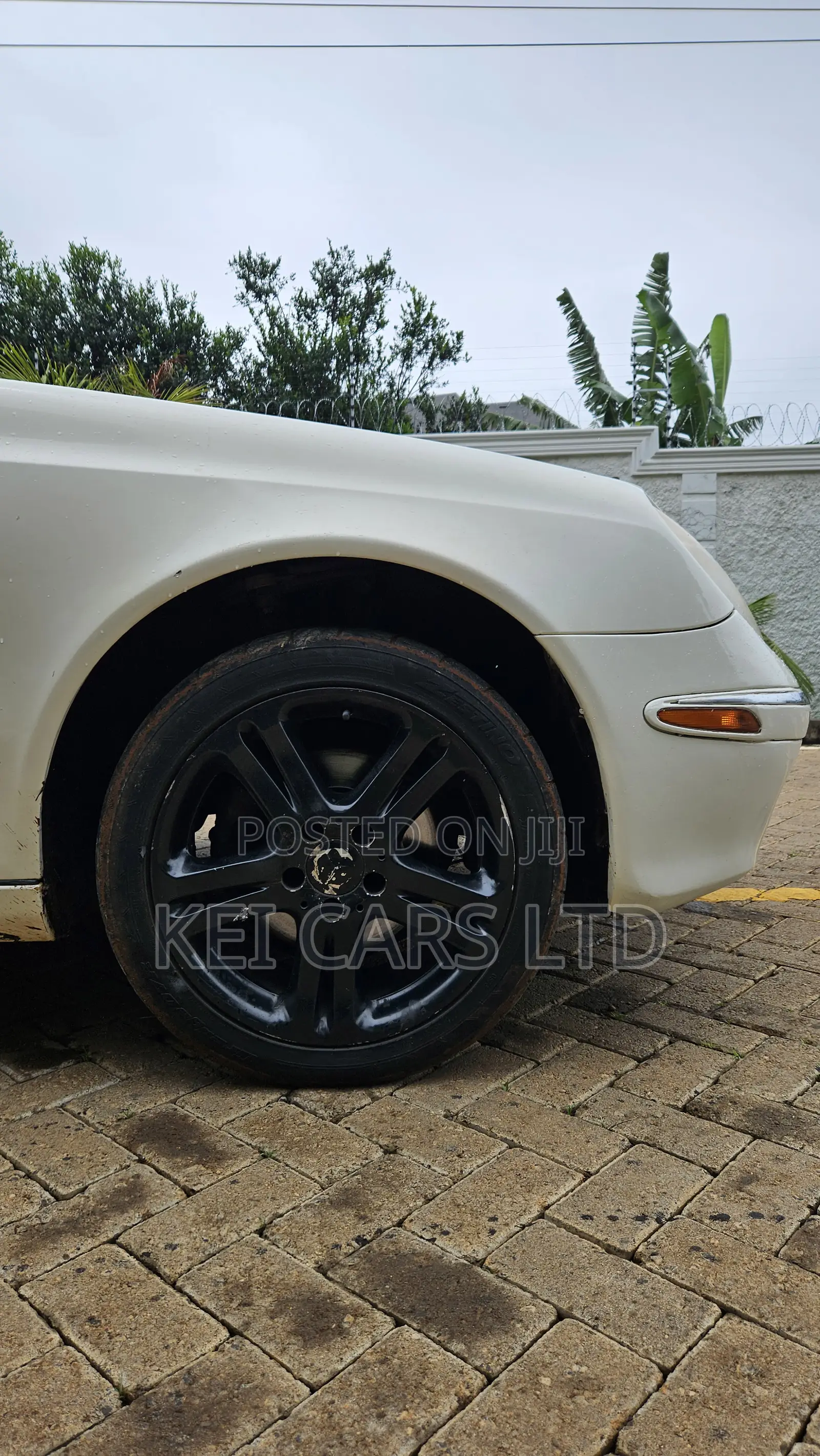 Mercedes-Benz E200 2006 White