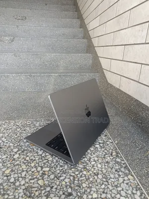 Laptop Apple MacBook Pro 2021 M1 Max 32GB Apple M1 Max SSD 512GB