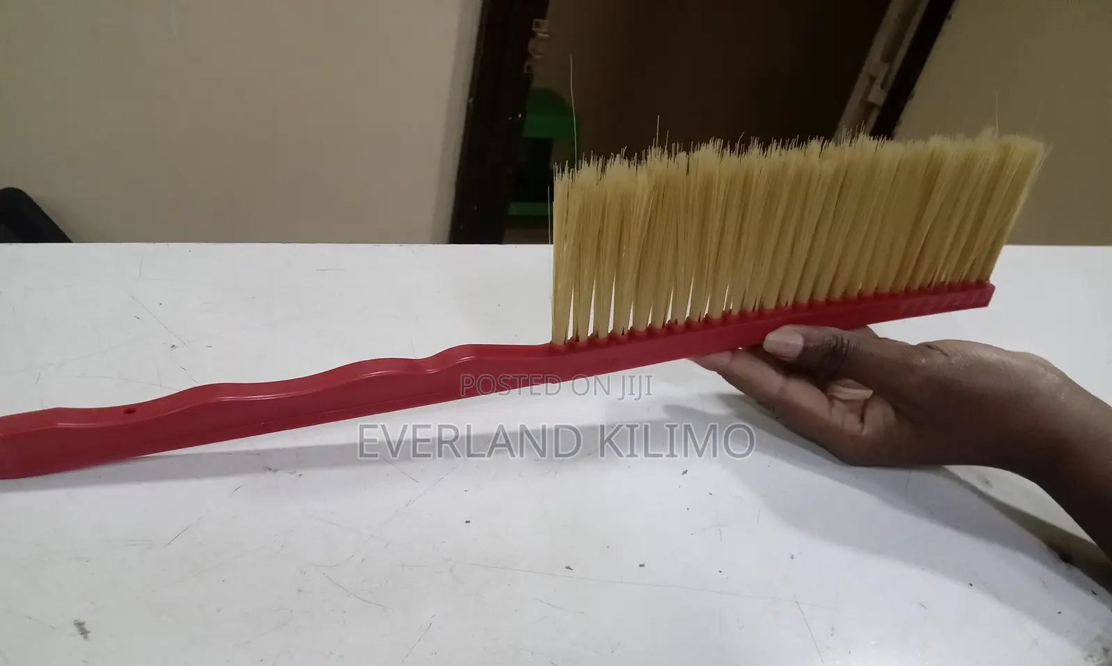 Beehive Brush