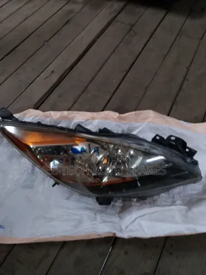 Mazda Axela Headlight Non Xenon