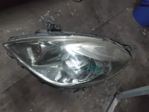 Nissan Latio N17 2012 Headlight