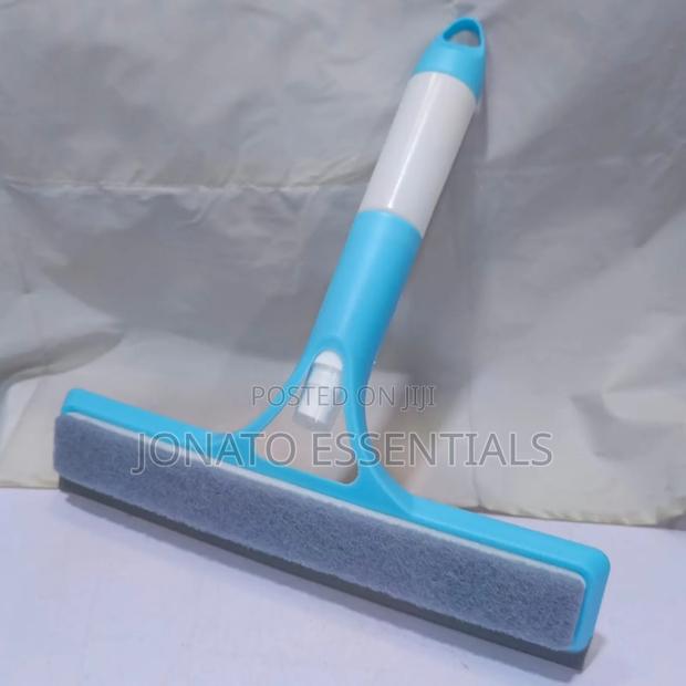 3 in 1 Window Squeegee Cleaner With Built-in Spray Bottle - thumbnail 3