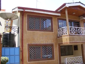 4bdrm Maisonette in Lavington, Valley Arcade for sale