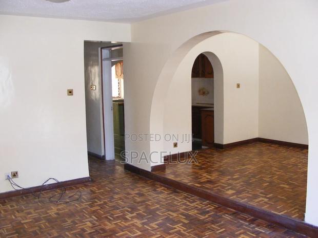 4bdrm Maisonette in Lavington, Valley Arcade for sale - thumbnail 2
