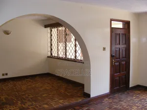 4bdrm Townhouse/Terrace in Lavington, Valley Arcade for sale
