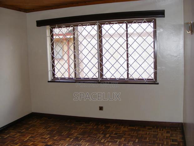 4bdrm Maisonette in Lavington, Valley Arcade for sale - thumbnail 9