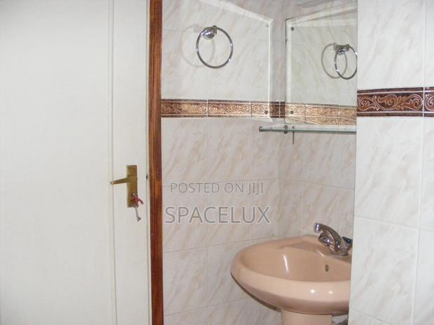 4bdrm Maisonette in Lavington, Valley Arcade for sale - thumbnail 12