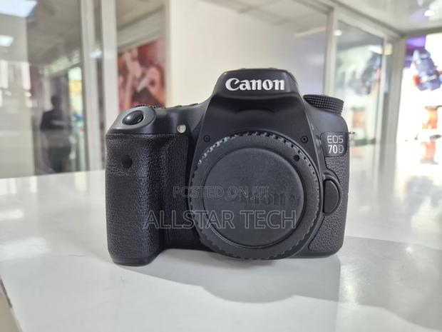Canon Eos 70d DSLR Camera With 18-135mm Lens - thumbnail 6