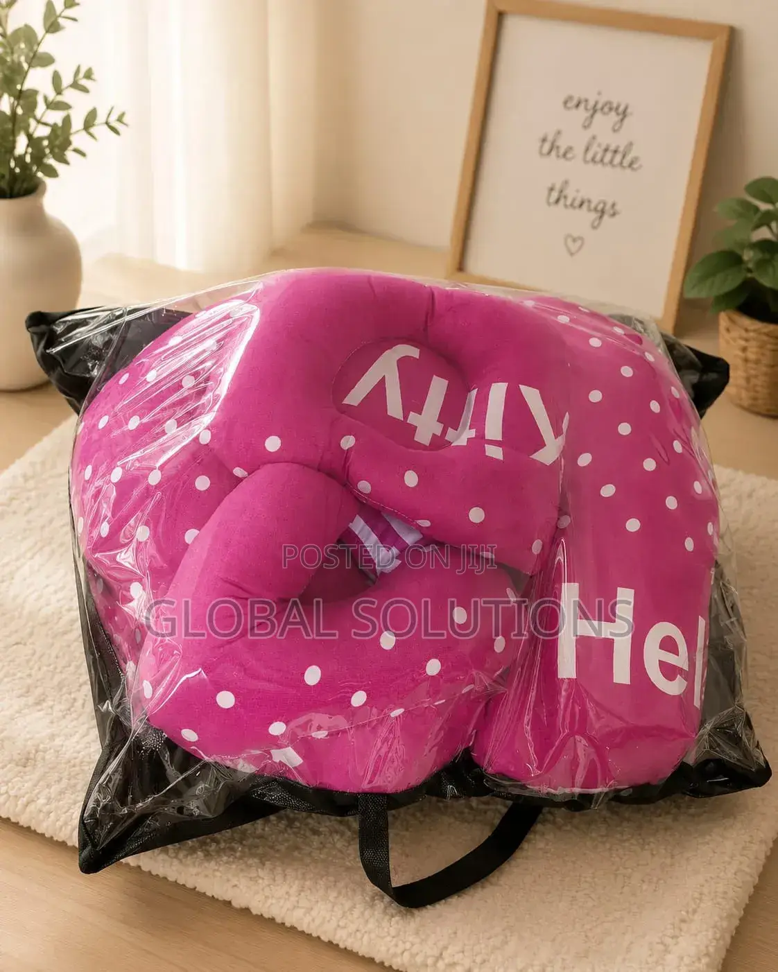 3-in-1 Maternity Nursing Pillows Features a Removable Cover