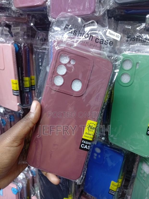 Tecno Spark 8c Minimalist Maroon Color Cover - thumbnail 2