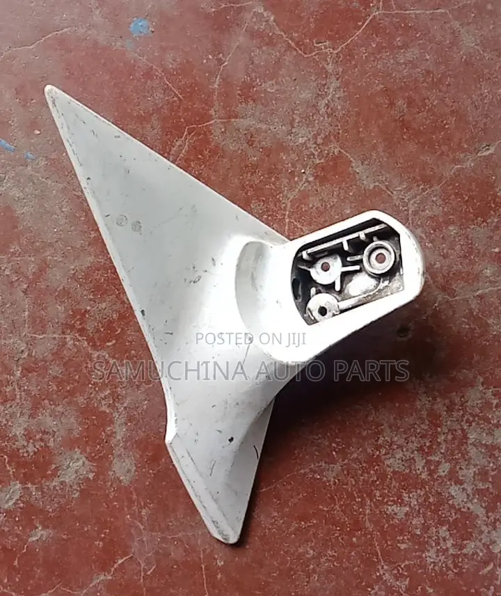 Side Mirror Arm Toyota Mark X GRX 120 {Lhs}