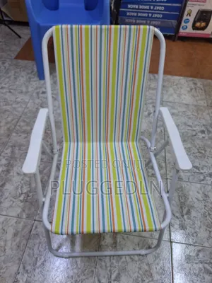 Yanek Foldable Beach Chair With Stripes